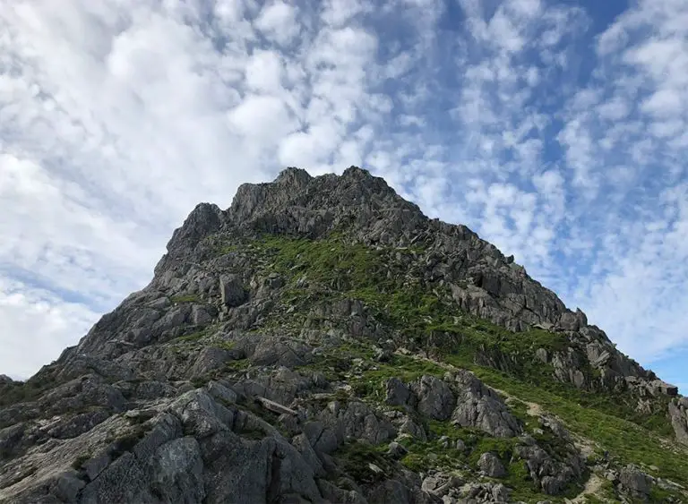 Tryfan North Ridge Scramble: Guide, Route Map, Photos and Video